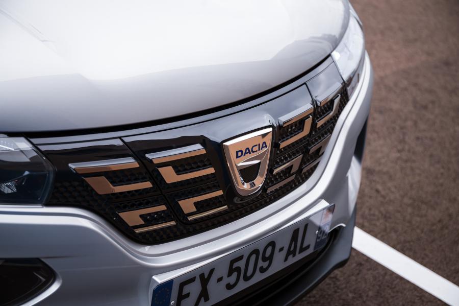 Маскот Dacia Spring Electric 2021 года  (WW) (фото 4 из 16)